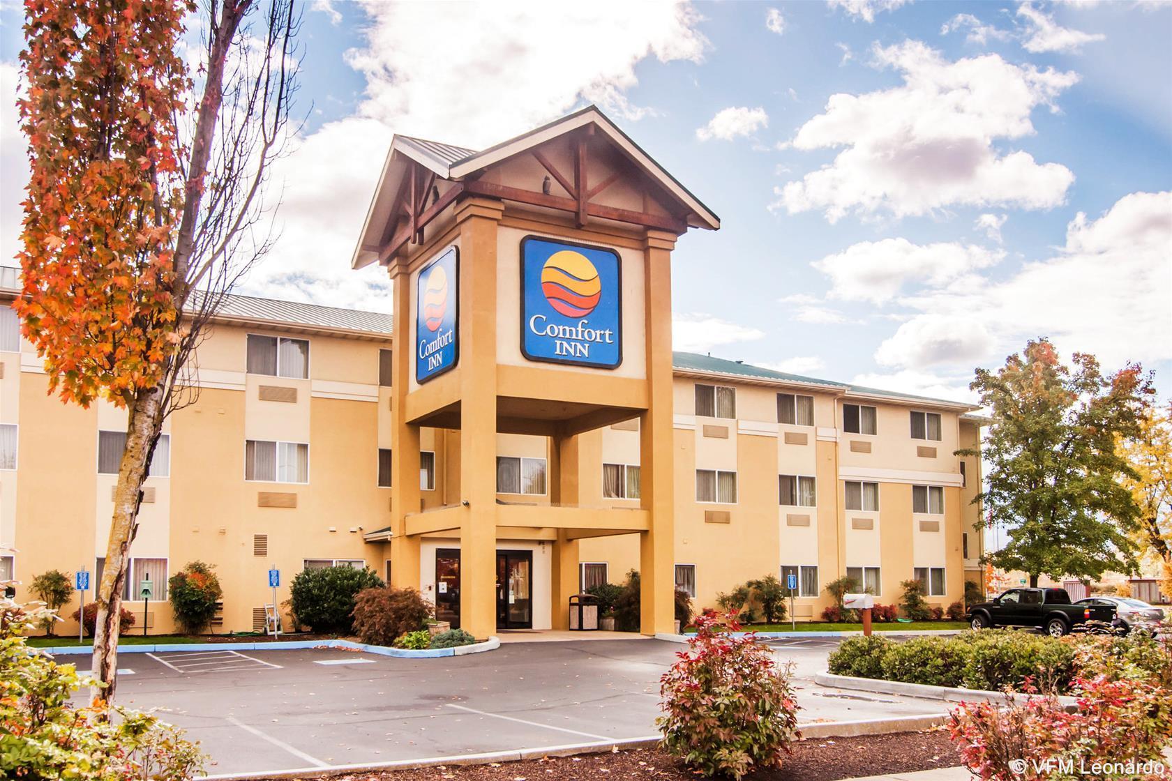 Comfort Inn Medford South Екстериор снимка